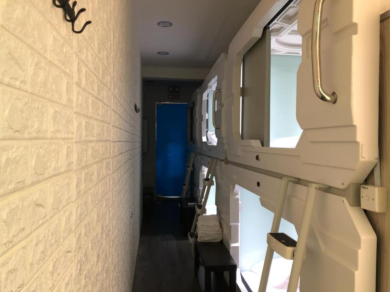 Oh My Pods Singapura Exterior foto